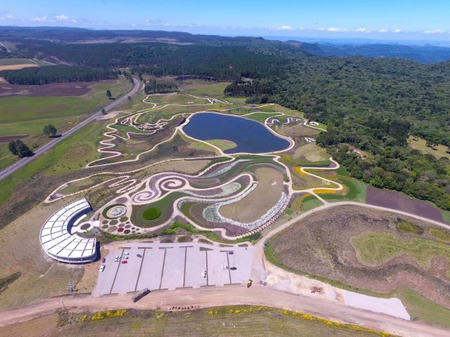 dji-0779-thumb_480p.jpg